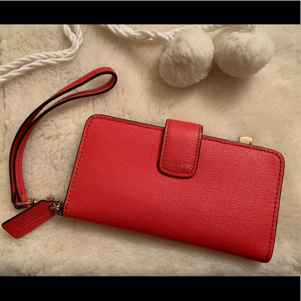 Coach Wallet Wristlet with lots of slots/dividers
